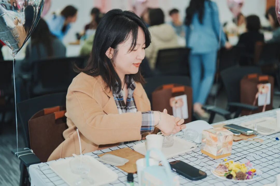 春風(fēng)如你 熠熠芳華∣祝全體女同胞節(jié)日快樂！