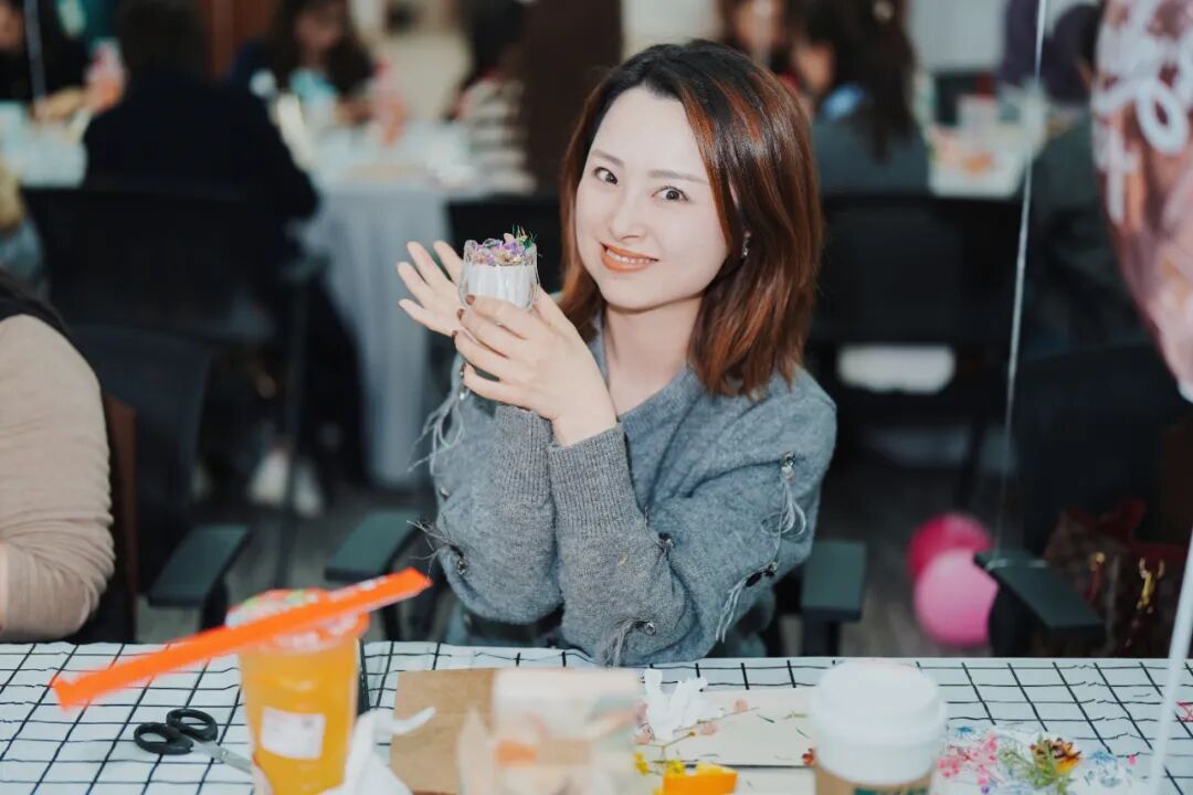 春風(fēng)如你 熠熠芳華∣祝全體女同胞節(jié)日快樂！